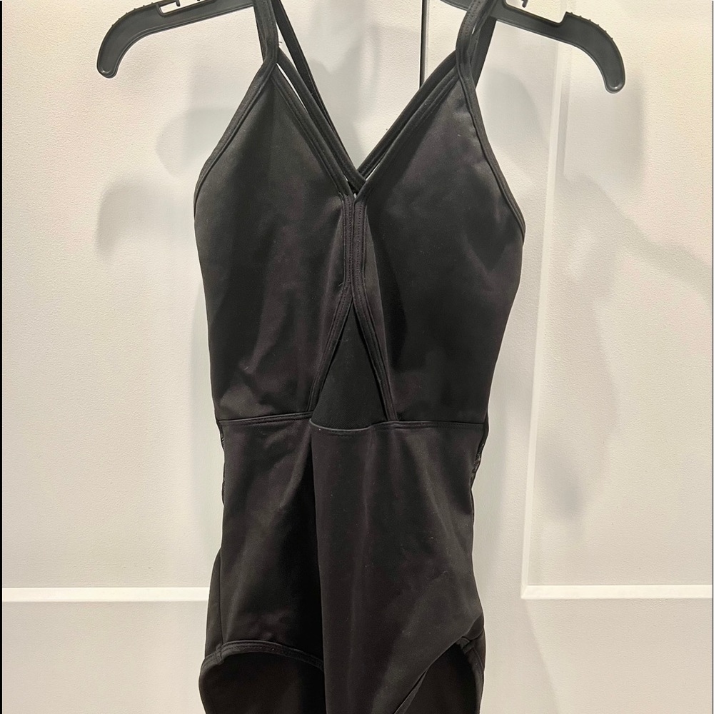 five dancewear manhattan leo